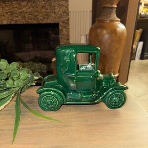 Vintage Metlox Pottery Green Model T Old Car Figurine #602 8.5"x6"x4.5"
